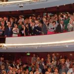 Opening Holland Festival (voor de oplettende kijker bevinden zich onder het balkon uw verslaggevers)