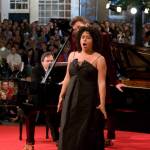 Tania Kross, Thomas Hampson en Wolfram Rieger tijdens Prinsengrachtconcert Tania Kross, Thomas Hampson en Wolfram Rieger tijdens Prinsengrachtconcert