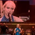 Wende Snijders op de Uitmarkt (foto Mieke Kreunen)