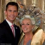 Roel Vente van V&V Entertainment met Goede Fee Loeki Knol Roel Vente van V&V Entertainment met Goede Fee Loeki Knol