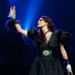 Sharon den Adel