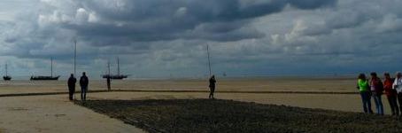 De eerste demonstranten op het Groene Strand