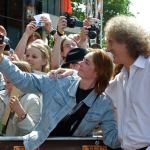 Op de foto met Brian May